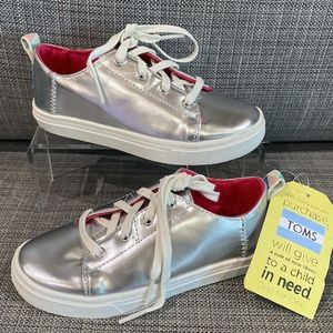 TOMS " Lenny " gils athletic shoes size 12